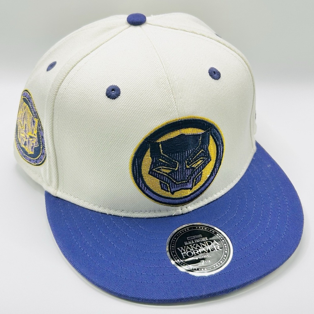 Black Panther Marvel Wakanda Forever 2-Tone Fitted Hat Cap Size 7 1/4 Cream